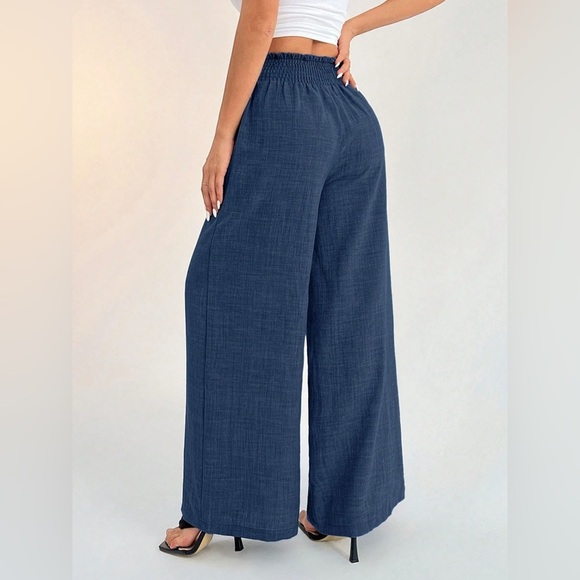 Elastic Waist Wide Leg Pants - Picture 2 of 3